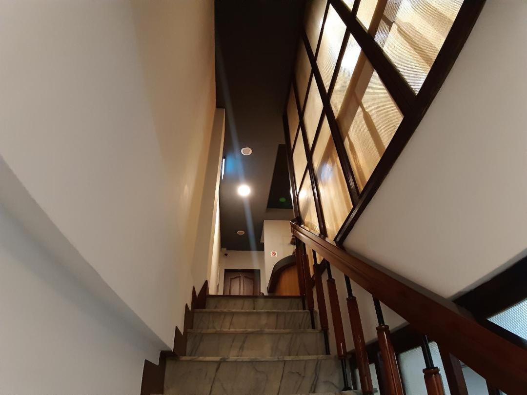 藏青民宿the Wind Guesthouse-Youth Inn Tainan Eksteriør billede