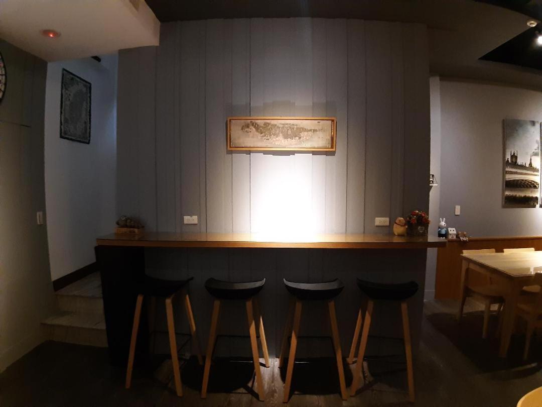 藏青民宿the Wind Guesthouse-Youth Inn Tainan Eksteriør billede