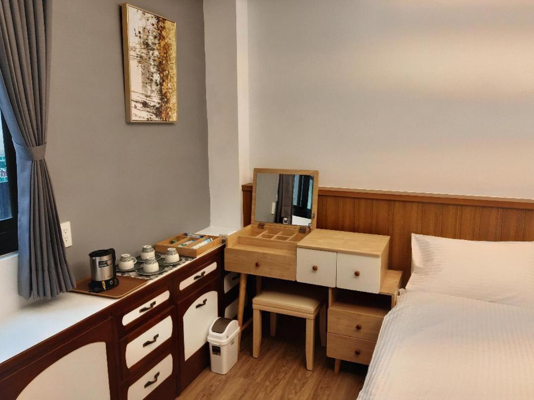 藏青民宿the Wind Guesthouse-Youth Inn Tainan Eksteriør billede