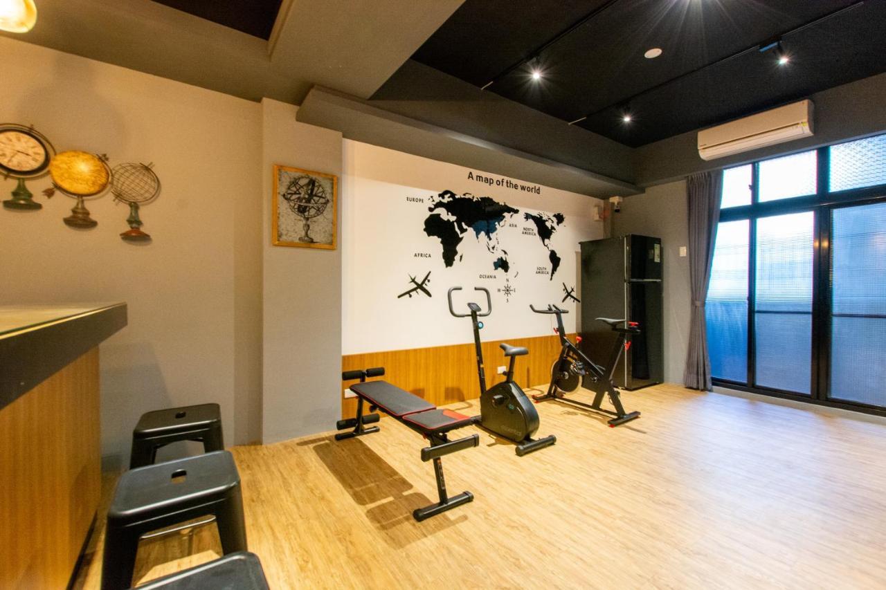 藏青民宿the Wind Guesthouse-Youth Inn Tainan Eksteriør billede