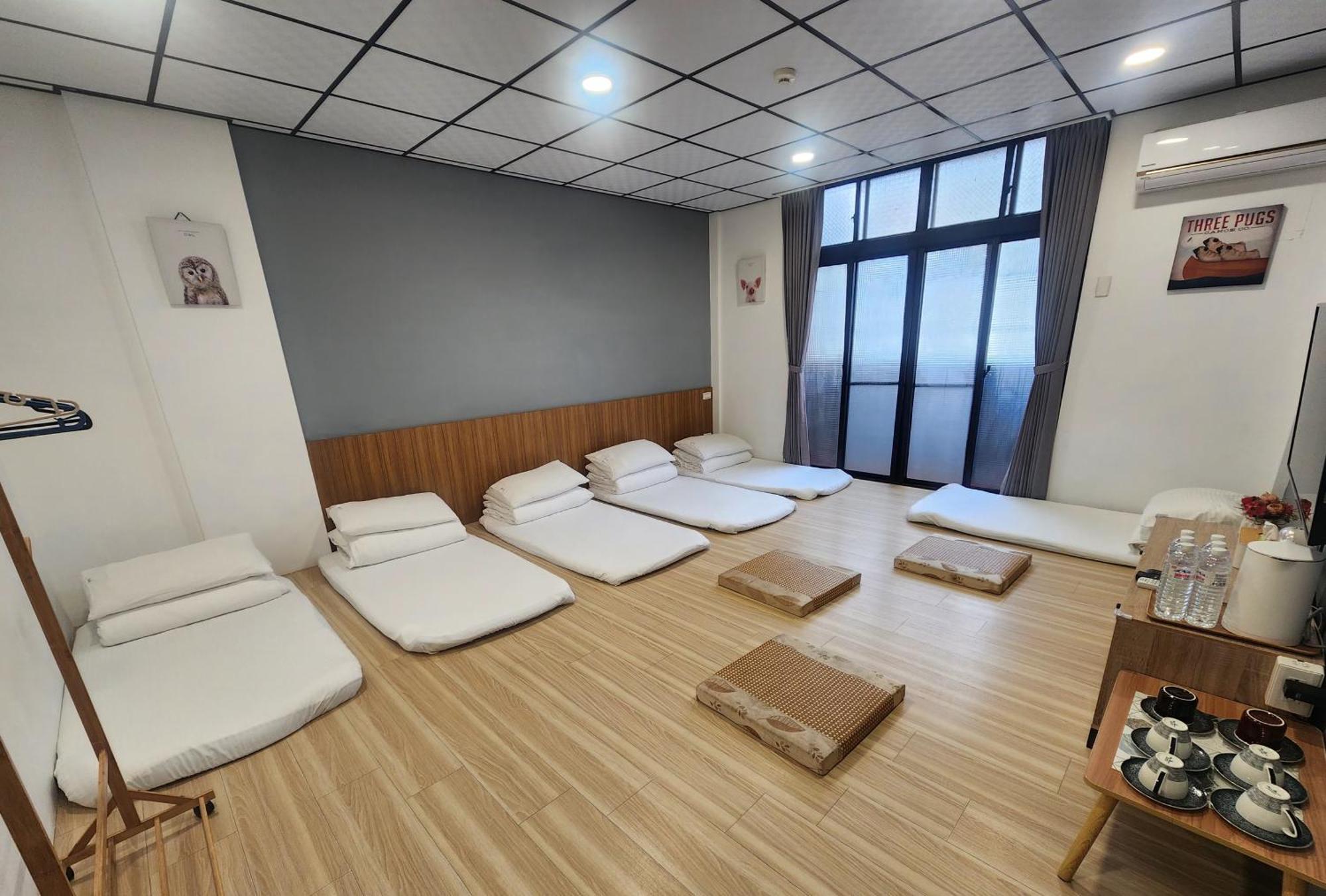 藏青民宿the Wind Guesthouse-Youth Inn Tainan Værelse billede